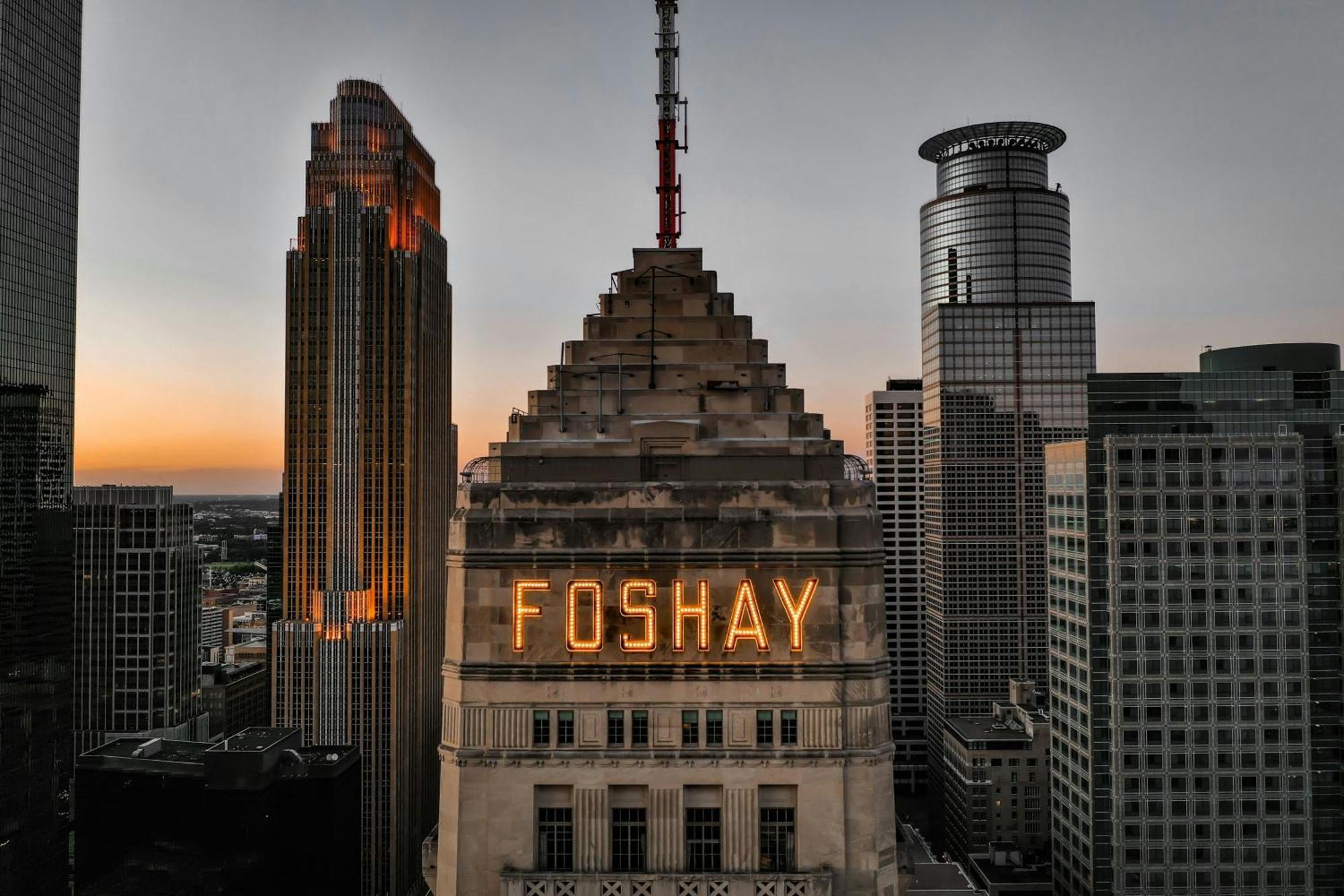 W Minneapolis - The Foshay Buitenkant foto